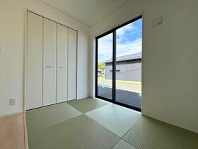 クレイドルガーデン菰野町竹成第4　全3棟　2号棟　新築一戸建て