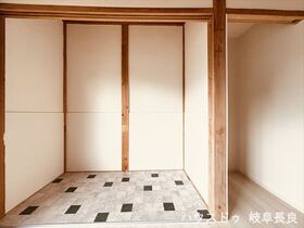 ●岐阜市大字長良雄総字大海淵　中古一戸建て