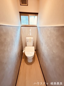 ●岐阜市大字長良雄総字大海淵　中古一戸建て