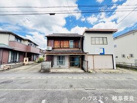 ●岐阜市近島1丁目　建築条件なし土地