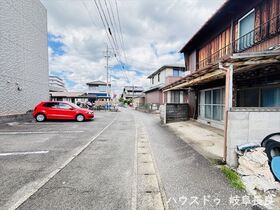 ●岐阜市近島1丁目　建築条件なし土地