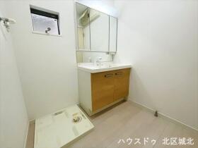 名古屋市北区池花町　中古一戸建て