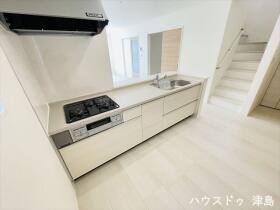 LiveleGardenS津島市江東町3丁目　全2棟　2号棟　新築一戸建て