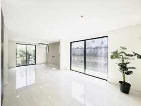 新築戸建　八王子市絹ケ丘1丁目　全1棟　1号棟