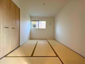 リナージュ四日市三重6丁目　第1期　全2棟　2号棟　新築一戸建て