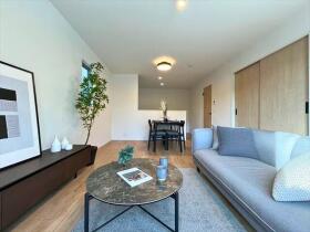 リナージュ四日市三重6丁目　第1期　全2棟　2号棟　新築一戸建て