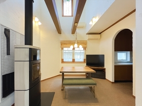 ●東海市養父町八王子　中古一戸建て