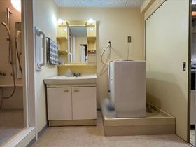 ニューコーポ名南A棟