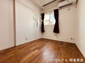 ●岐阜市薮田東2丁目　中古一戸建て