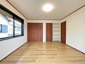 三重郡菰野町大羽根園呉竹町　中古一戸建て