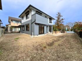 三重郡菰野町大羽根園呉竹町　中古一戸建て