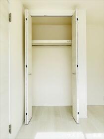 一宮市赤見小学校西　全3棟　2号棟　新築一戸建て