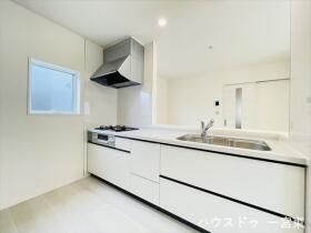 一宮市赤見小学校西　全3棟　2号棟　新築一戸建て