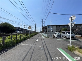 一宮市木曽川町黒田三ノ通り　建築条件なし土地