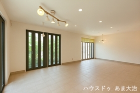 ●あま市森8丁目　店舗兼中古一戸建て