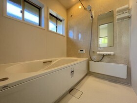 三重郡川越町大字豊田　中古一戸建て