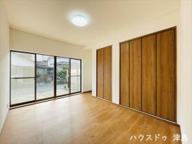 愛西市稲葉町米野　中古一戸建て