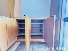 ●岐阜市大福町7丁目　中古一戸建て