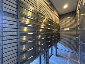 丸美ロイヤル城西