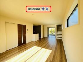 LiveleGardens愛西市諸桑町郷城　全3棟　2号棟　新築一戸建て