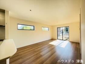 LiveleGardens愛西市諸桑町郷城　全3棟　3号棟　新築一戸建て