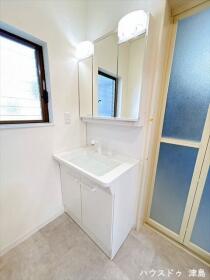 津島市東中地町1丁目　中古一戸建て