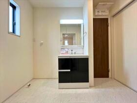 リーブルガーデン菰野町竹成第3　全1棟　新築一戸建て