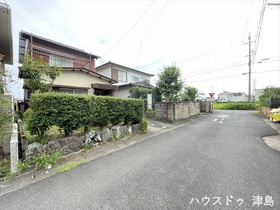 ●愛西市西保町西川原　中古一戸建て