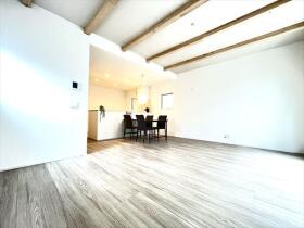 名古屋市港区南十番町４丁目　全３棟　A号棟　新築一戸建