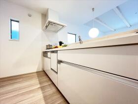 名古屋市港区南十番町４丁目　全３棟　A号棟　新築一戸建