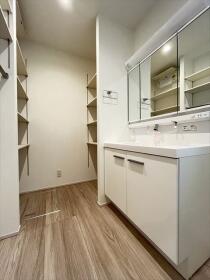 名古屋市港区南十番町４丁目　全３棟　A号棟　新築一戸建