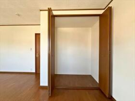 四日市市桜新町2丁目　中古一戸建て