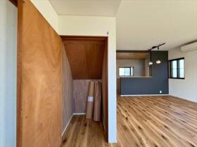 四日市市桜新町2丁目　中古一戸建て