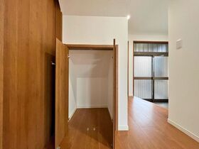 四日市市蒔田2丁目　中古一戸建て