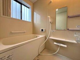 四日市市蒔田2丁目　中古一戸建て