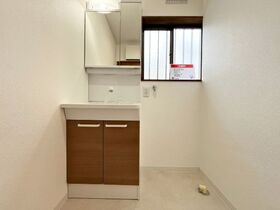 四日市市蒔田2丁目　中古一戸建て