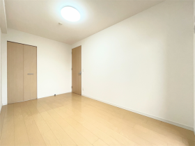 ローレルコートエスタ鹿山