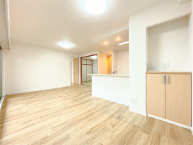 ローレルコートエスタ鹿山