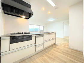 ローレルコートエスタ鹿山