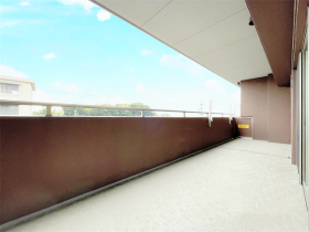 ローレルコートエスタ鹿山