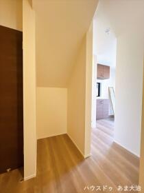 リーブルガーデンあま市二ツ寺六町　全1棟　新築一戸建て