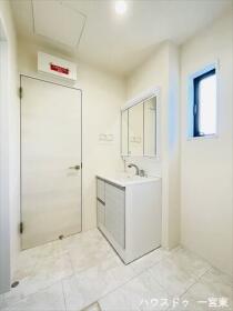 一宮市北方町中島　全3棟　1号棟　新築一戸建て