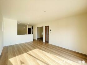 一宮市北方町中島　全3棟　2号棟　新築一戸建て