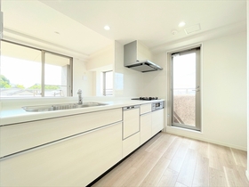 ※ファミール鹿山リーフスクエア