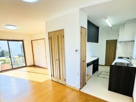 四日市市浮橋2丁目　中古一戸建て