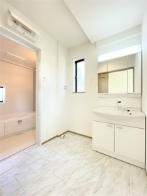 ハートフルタウン名古屋市緑区鳴丘3期　全2棟　A号棟　新築一戸建て