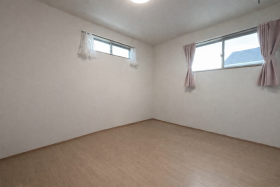 ●四日市市楠町本郷　中古一戸建て