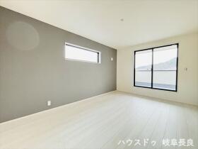 □リーブルガーデン岐阜市日野南3丁目　全3棟　2号棟　新築一戸建て