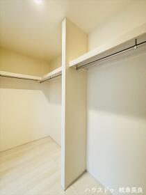 □リーブルガーデン岐阜市日野南3丁目　全3棟　2号棟　新築一戸建て