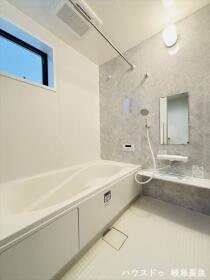 □リーブルガーデン岐阜市日野南3丁目　全3棟　2号棟　新築一戸建て